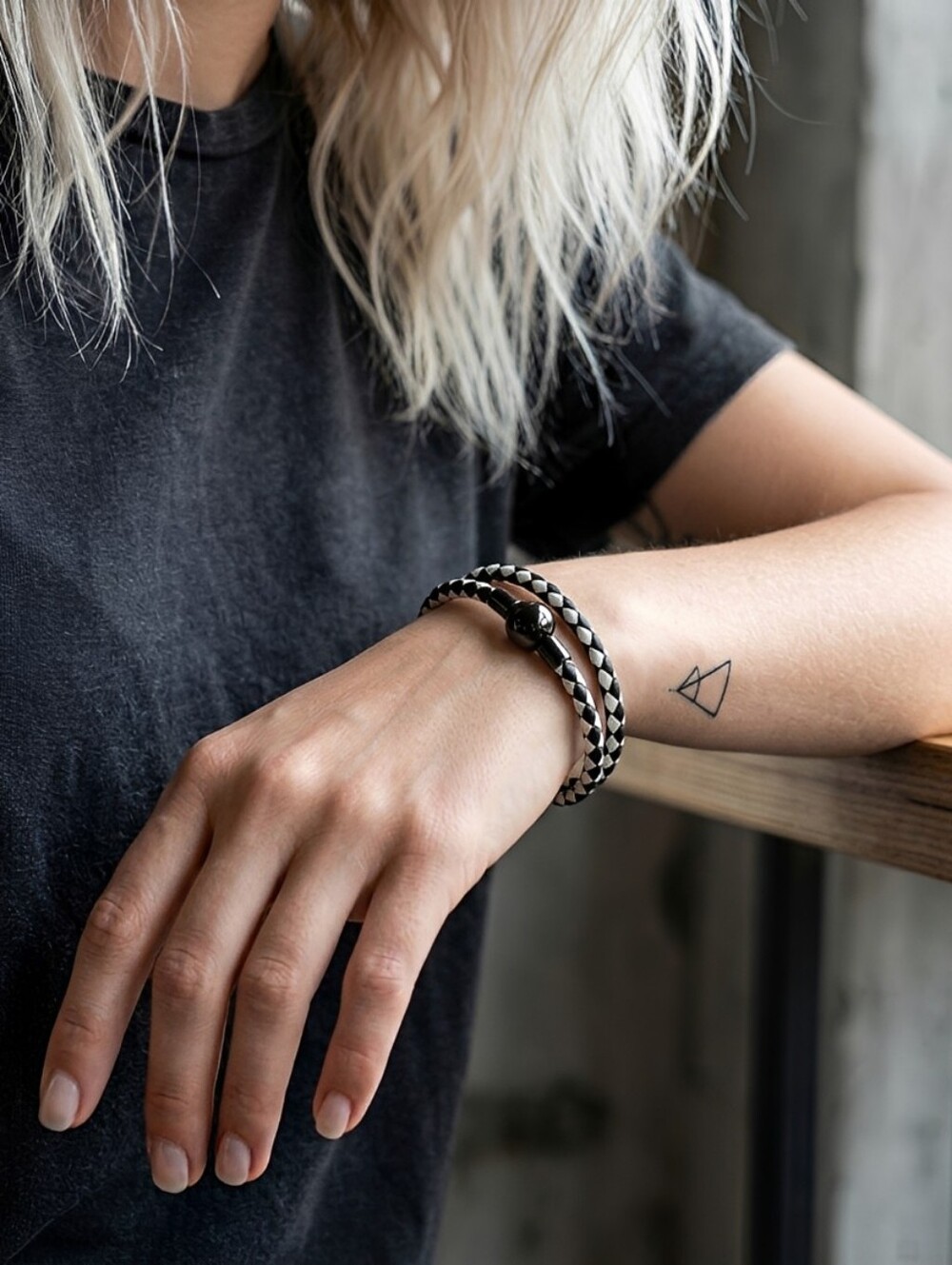 Linx Double Wrap Black/White Leather Braided Cord Bracelet Black Magnetic Clasp